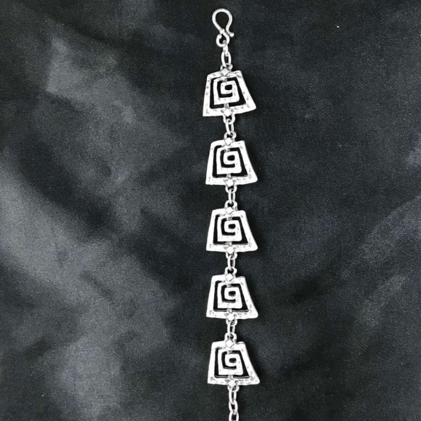 Pulsera Zamak espirales griegas extensible hipoalergénica Joyería Osnor